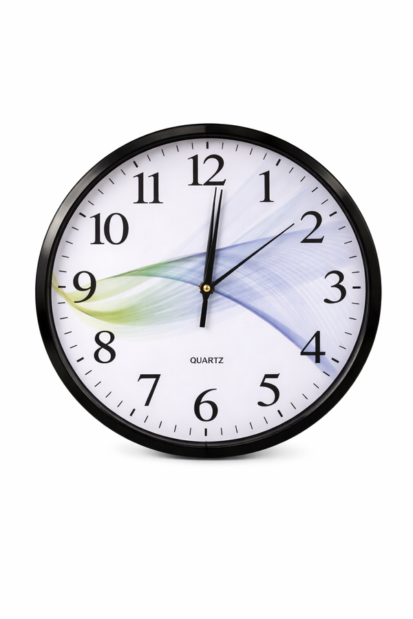 Ceas de perete clasic cu design modern și ramă neagră